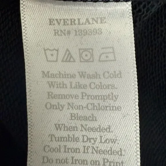 EVERLANE 100% Human Crewneck Sweatshirt S Black Graphic Pride Relaxed NEW B16 - Picture 6 of 7